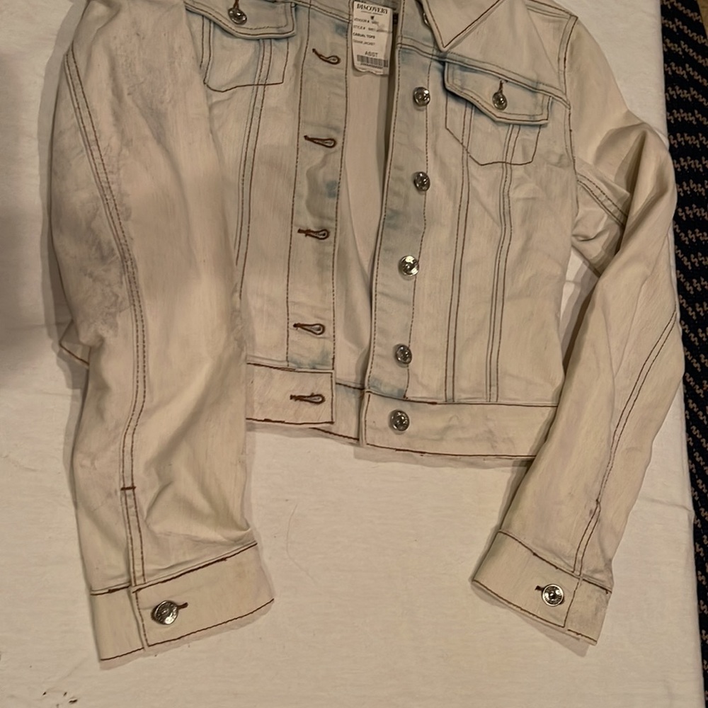 Jean jacket - Picture 3 of 5